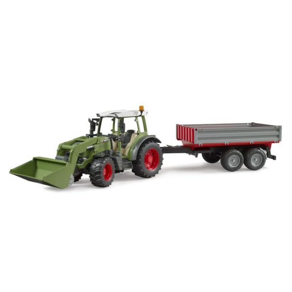 Fendt Vario 211 tractor with bucket and trailer