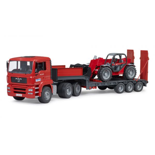 MAN TGA poised with Manitou MLT 633