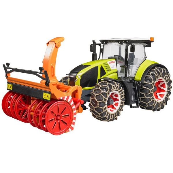 Claas Axion 950 tractor with chains and snow cutter