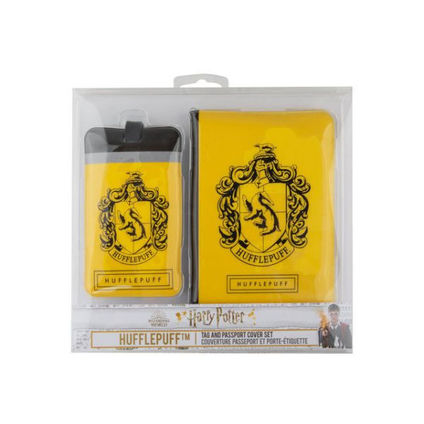 Passport case and Hufflepuff tag holder - Harry Potter